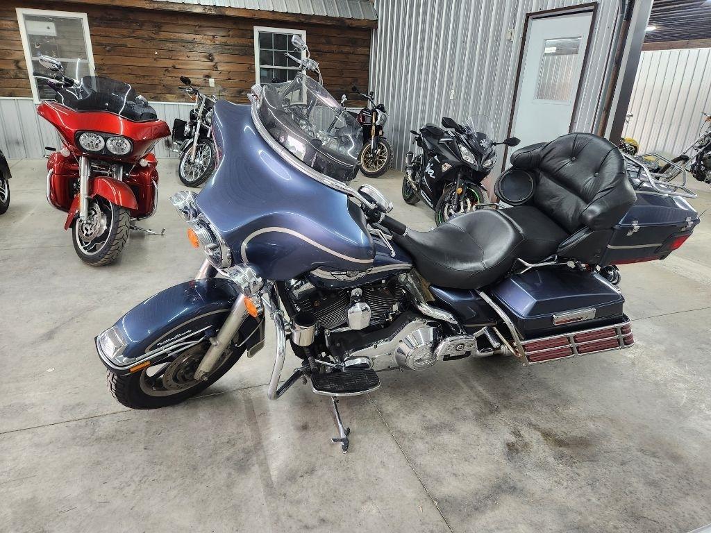 Harley-Davidson FLHTCUI  2003