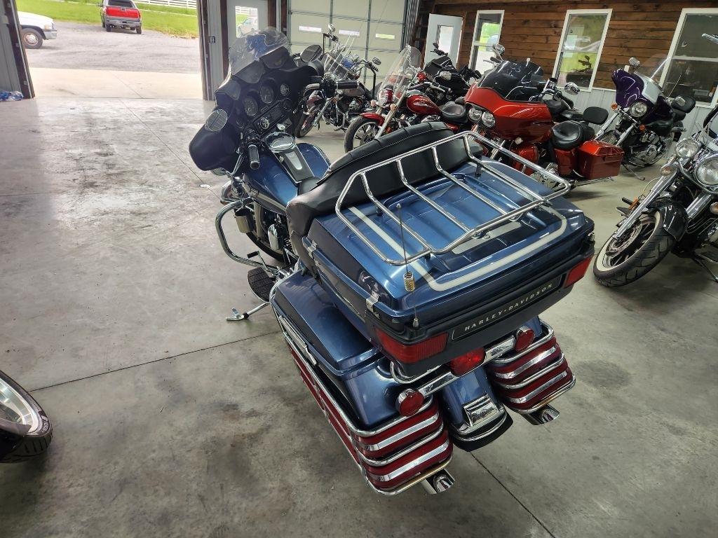 Harley-Davidson FLHTCUI  2003