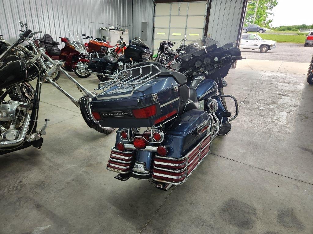 Harley-Davidson FLHTCUI  2003