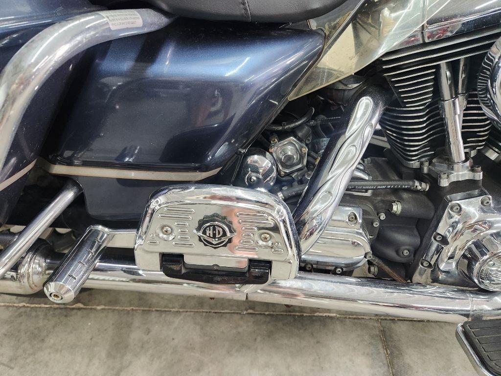 Harley-Davidson FLHTCUI  2003