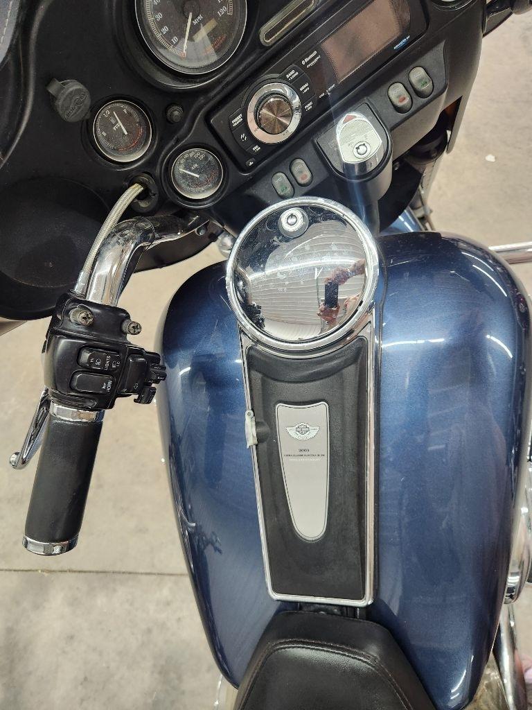 Harley-Davidson FLHTCUI  2003