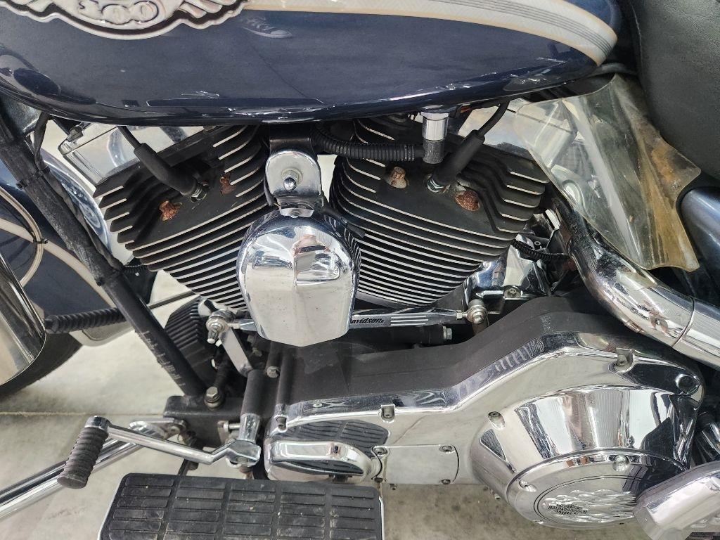 Harley-Davidson FLHTCUI  2003