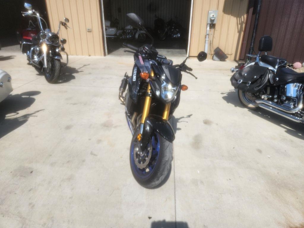 Suzuki GSX-S750  2023