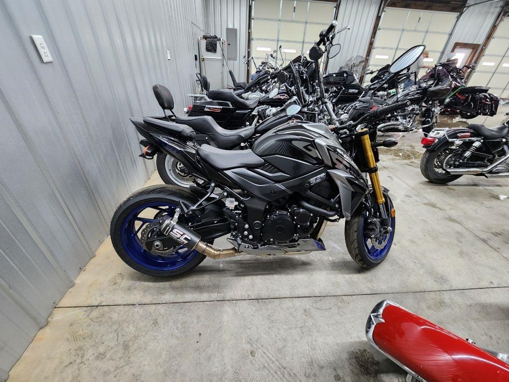 Suzuki GSX-S750  2023