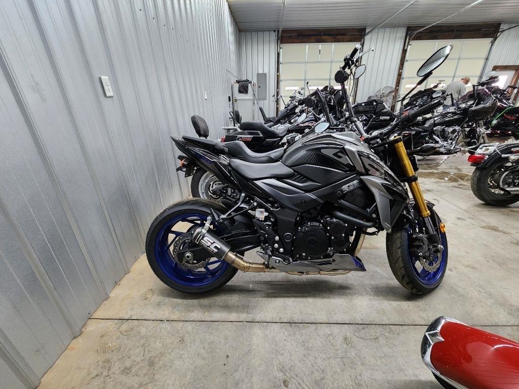 Suzuki GSX-S750  2023
