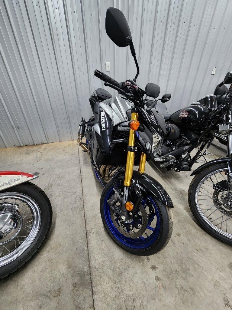 Suzuki GSX-S750  2023