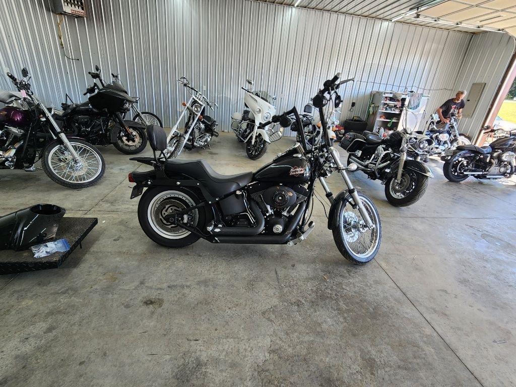 Harley-Davidson FXSTB  2002