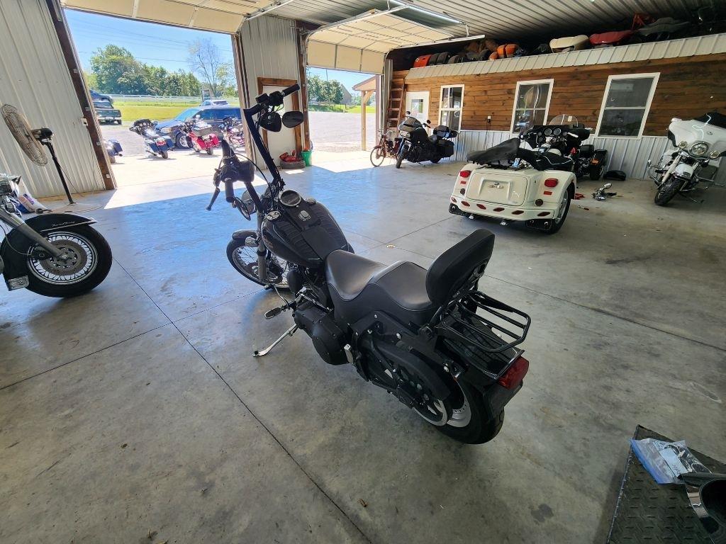 Harley-Davidson FXSTB  2002