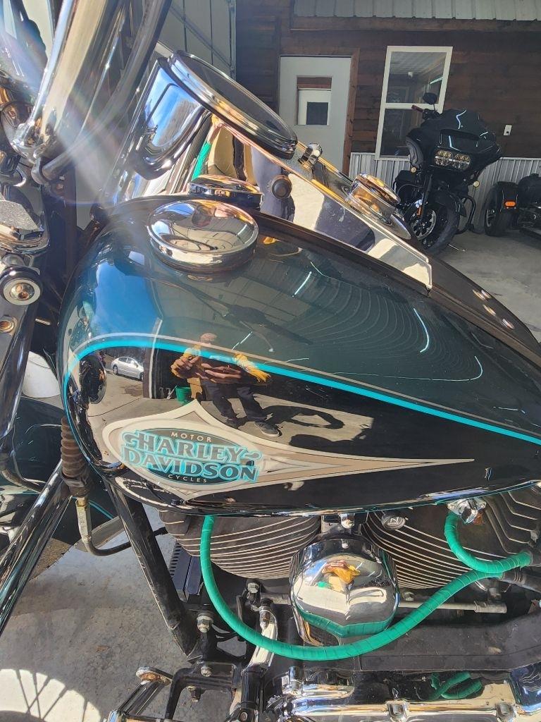 Harley-Davidson FLSTC  2000