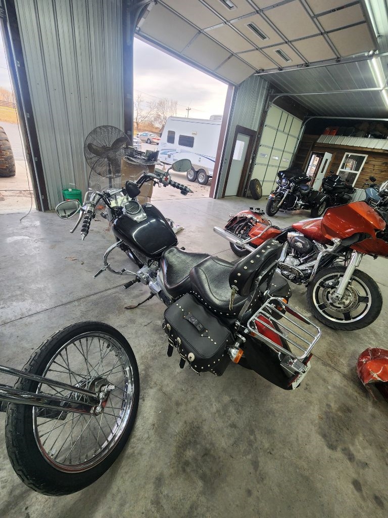 Honda Shadow Spirit 750  2004