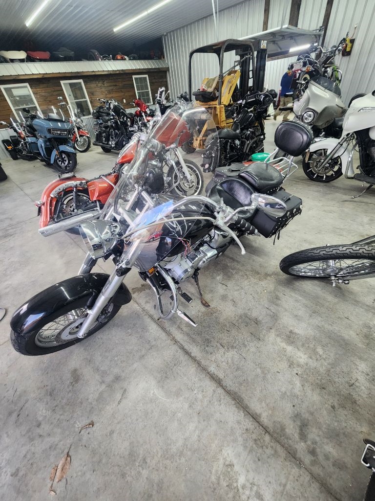 Honda Shadow Spirit 750  2004