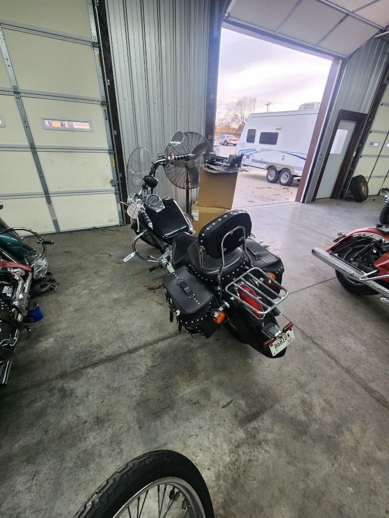 Honda Shadow Spirit 750  2004