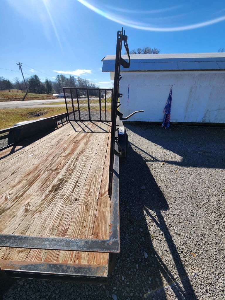 Utility Trailer Manufacturer Flat Bed  1998