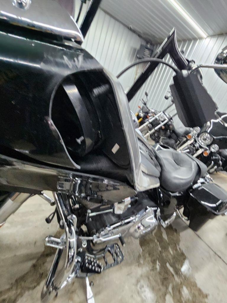 Harley-Davidson FLTRX  2010