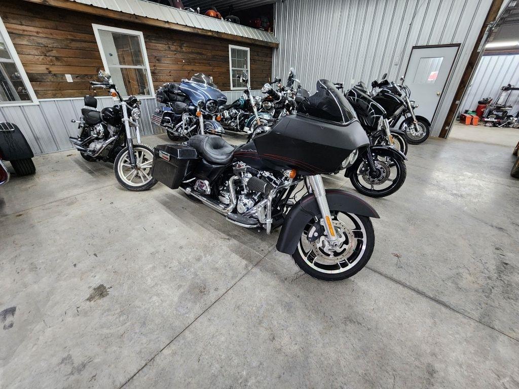 Harley-Davidson Road Glide Custom  2013