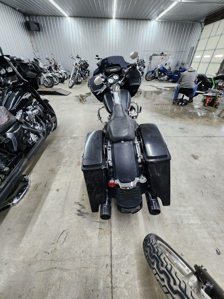 Harley-Davidson Road Glide Custom  2013