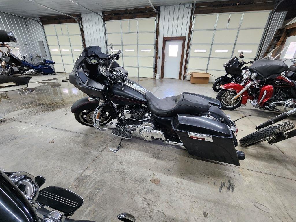 Harley-Davidson Road Glide Custom  2013