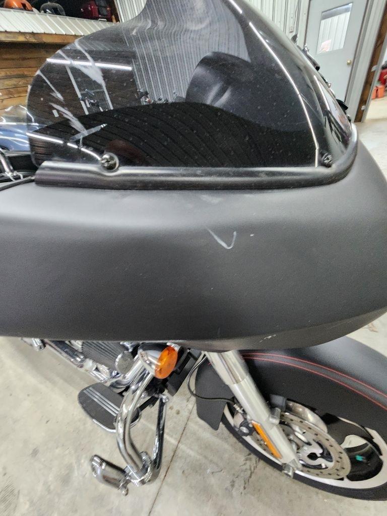 Harley-Davidson Road Glide Custom  2013