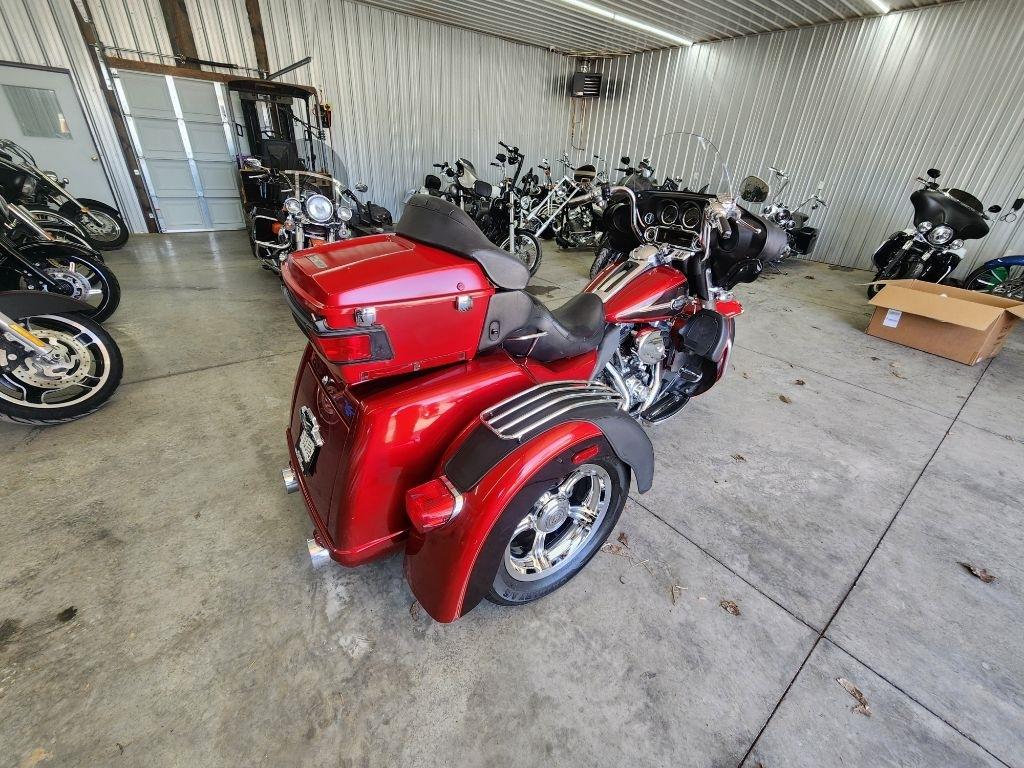 Harley-Davidson FLHTCUTG  2012