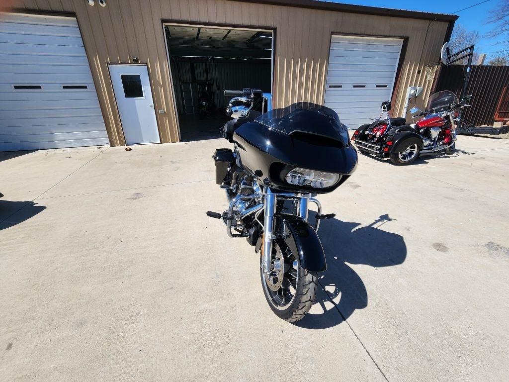 Harley-Davidson FLTRX  2023