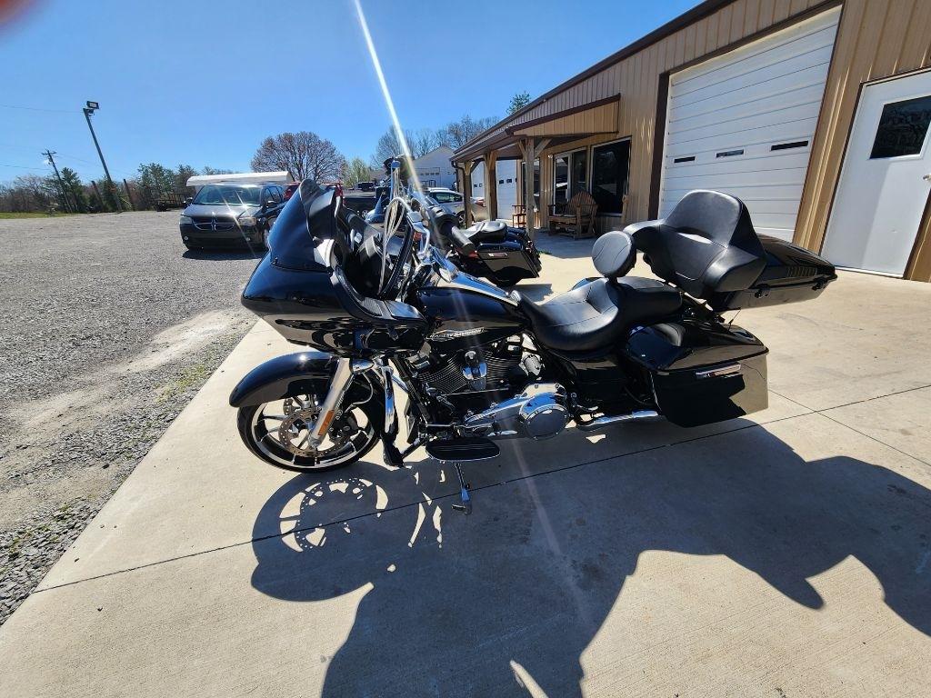 Harley-Davidson FLTRX  2023