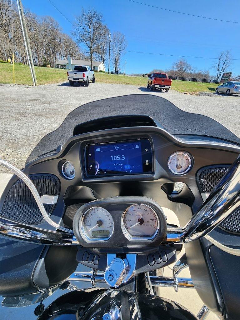 Harley-Davidson FLTRX  2023