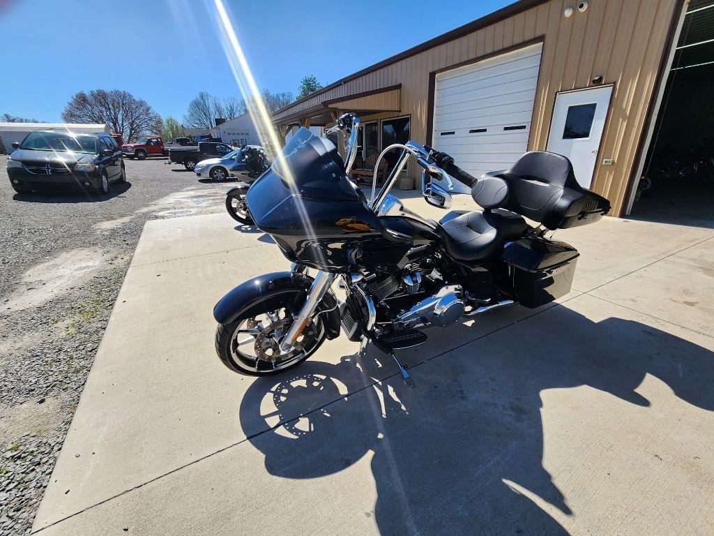 Harley-Davidson FLTRX  2023