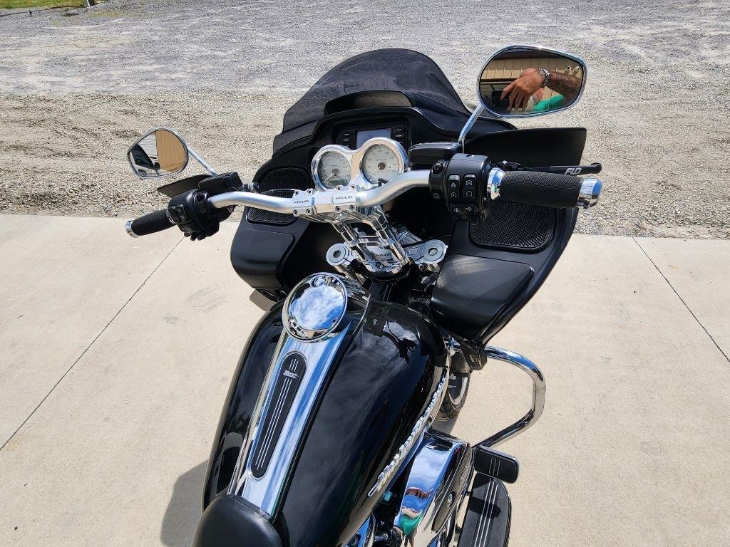 Harley-Davidson Road Glide  2019
