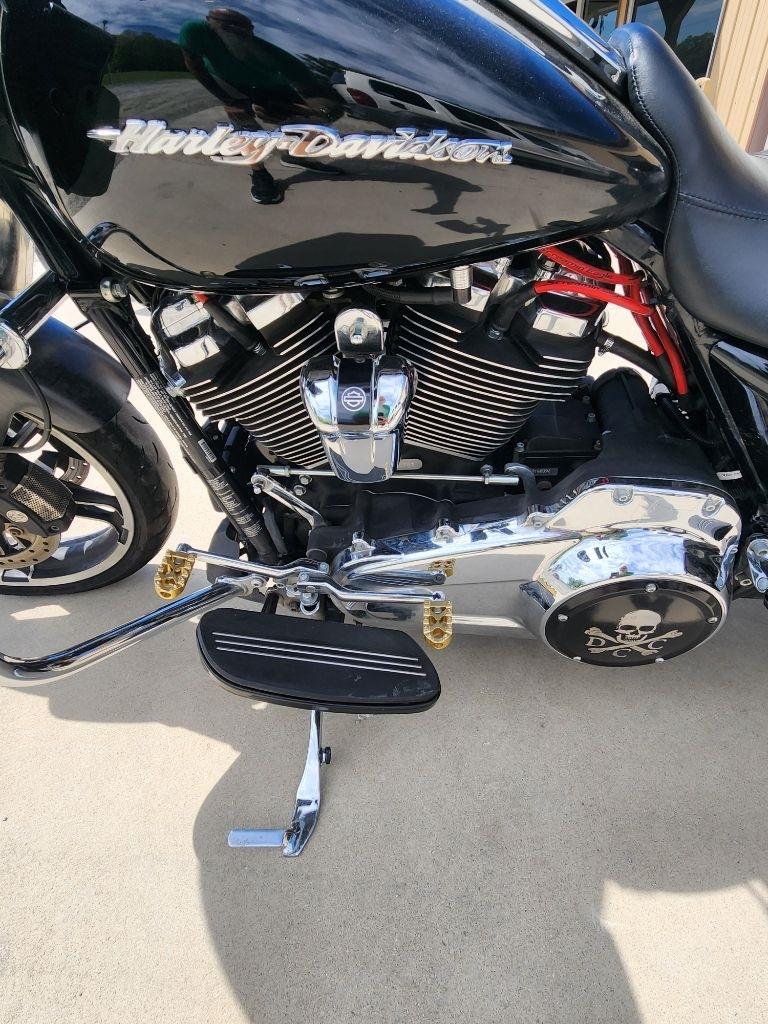 Harley-Davidson Road Glide  2019