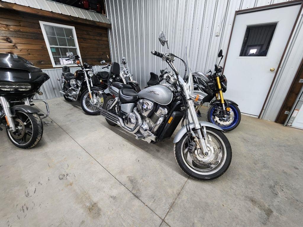 Honda VTX1800C1  2002