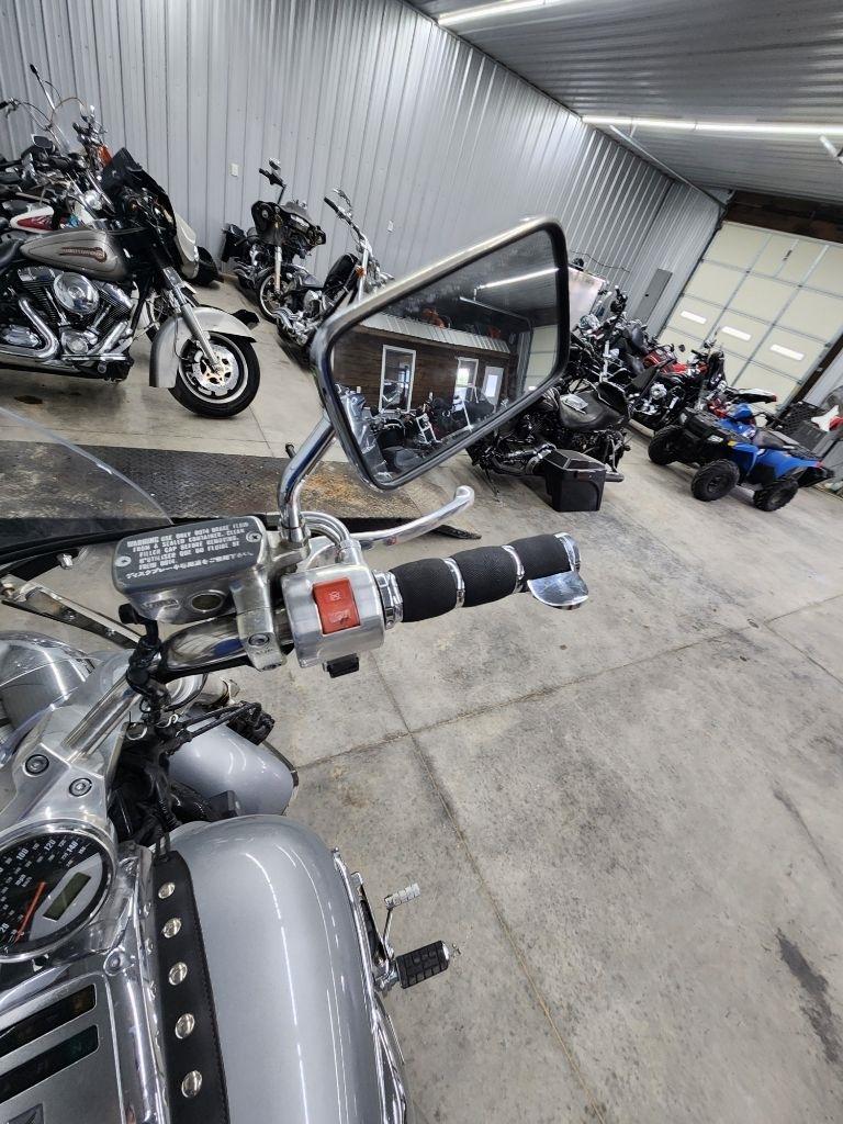 Honda VTX1800C1  2002