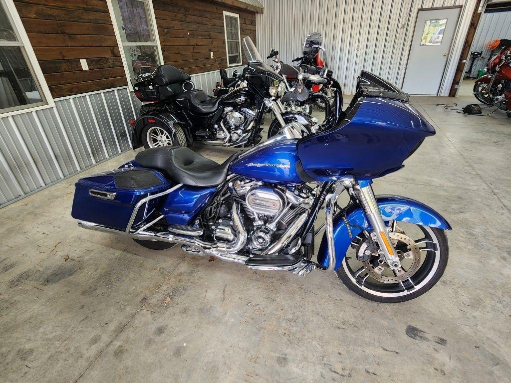 Harley-Davidson FLTRXS  2017