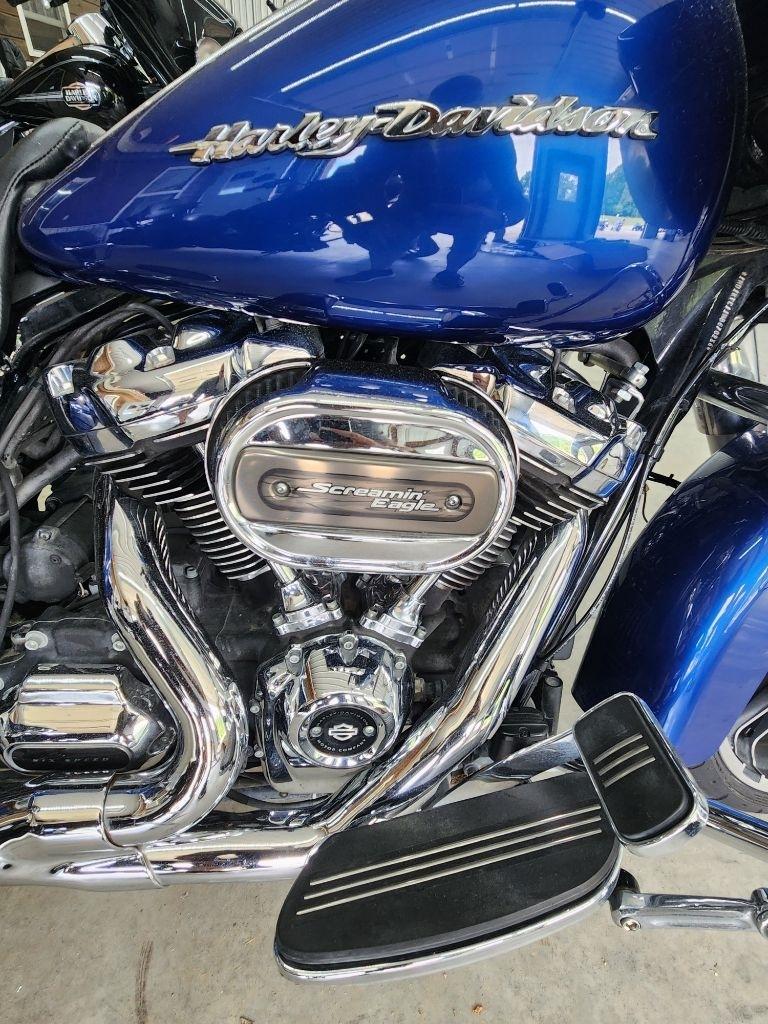 Harley-Davidson FLTRXS  2017