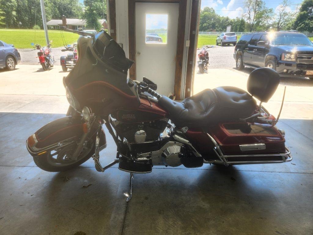 Harley-Davidson FLHTCI  2000