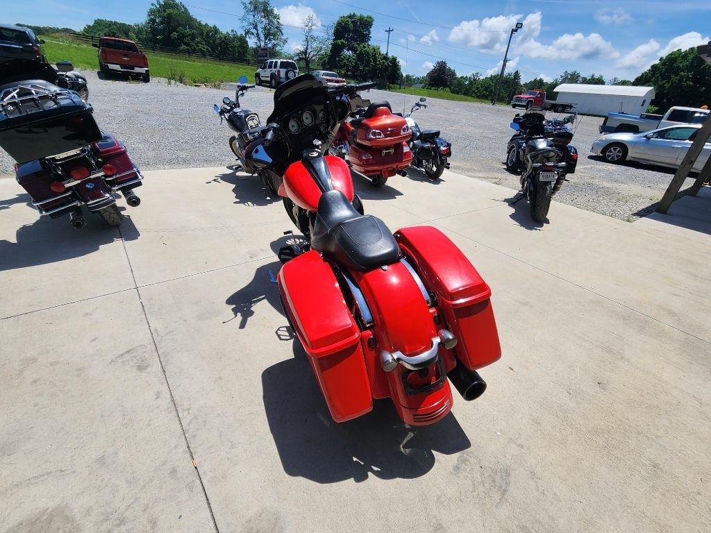 Harley-Davidson FLHX  2010