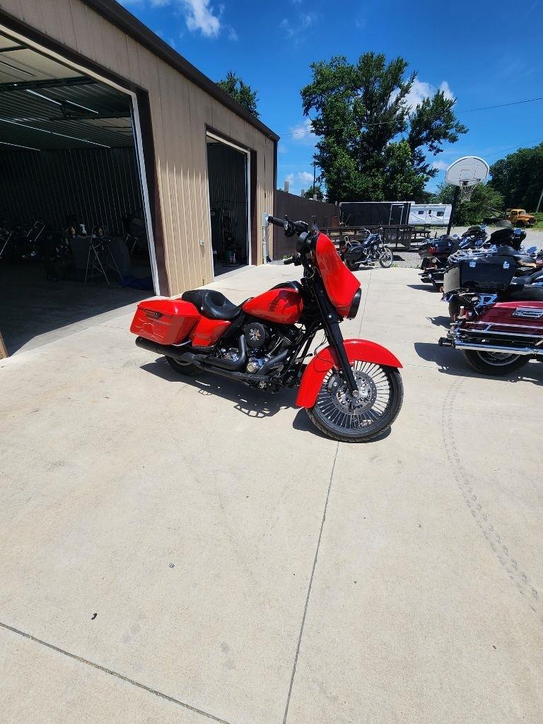 Harley-Davidson FLHX  2010
