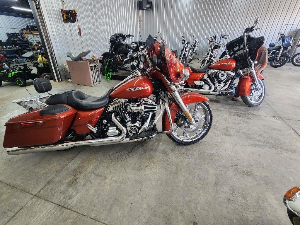 Harley-Davidson FLHX103  2015