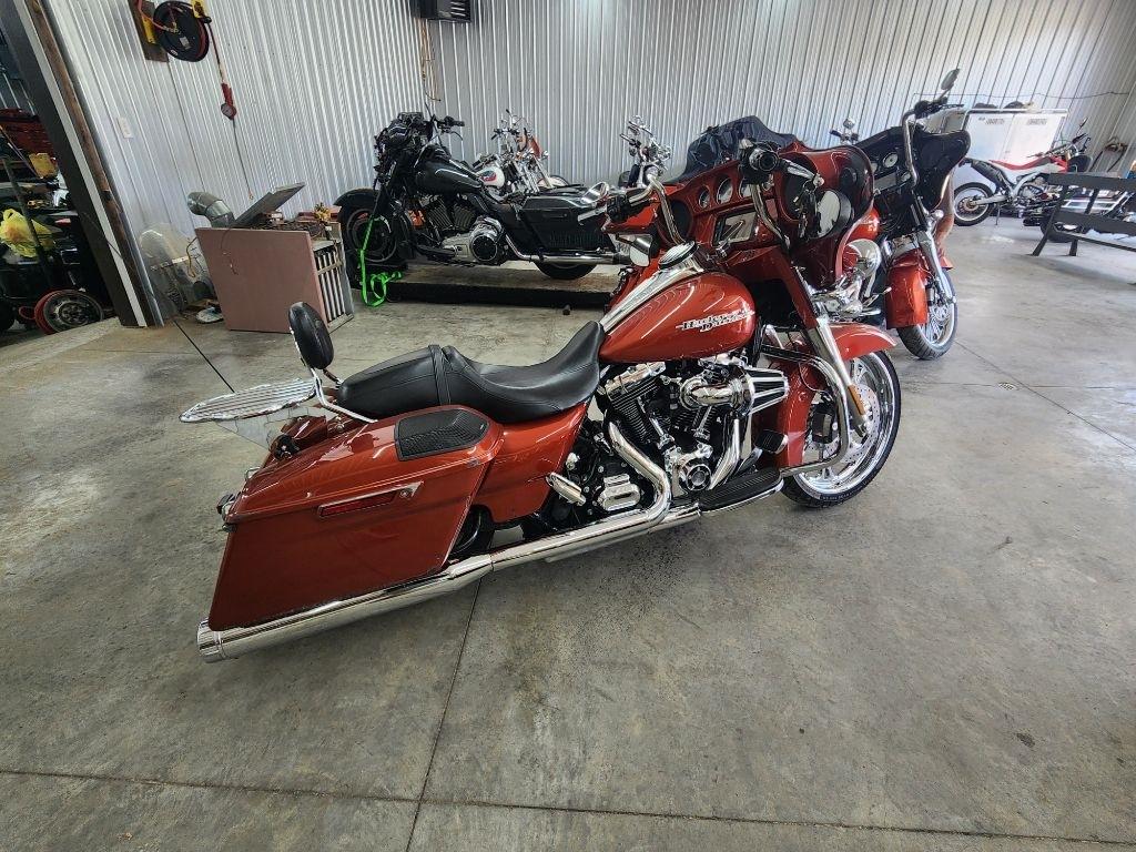 Harley-Davidson FLHX103  2015