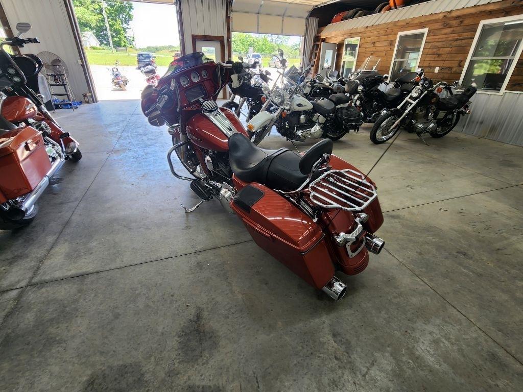Harley-Davidson FLHX103  2015