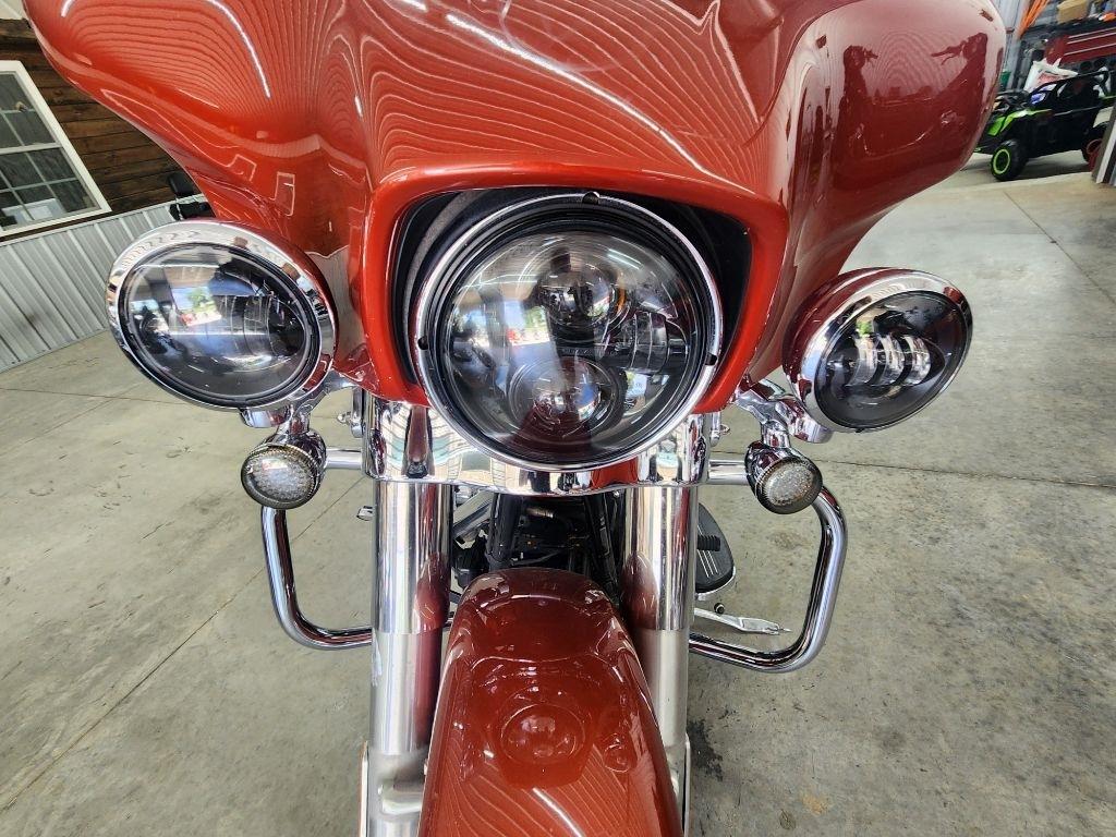 Harley-Davidson FLHX103  2015