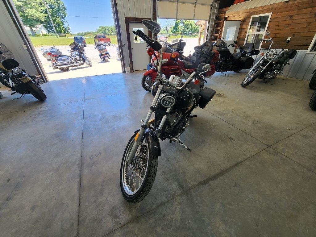 Harley-Davidson XL 883C  2001