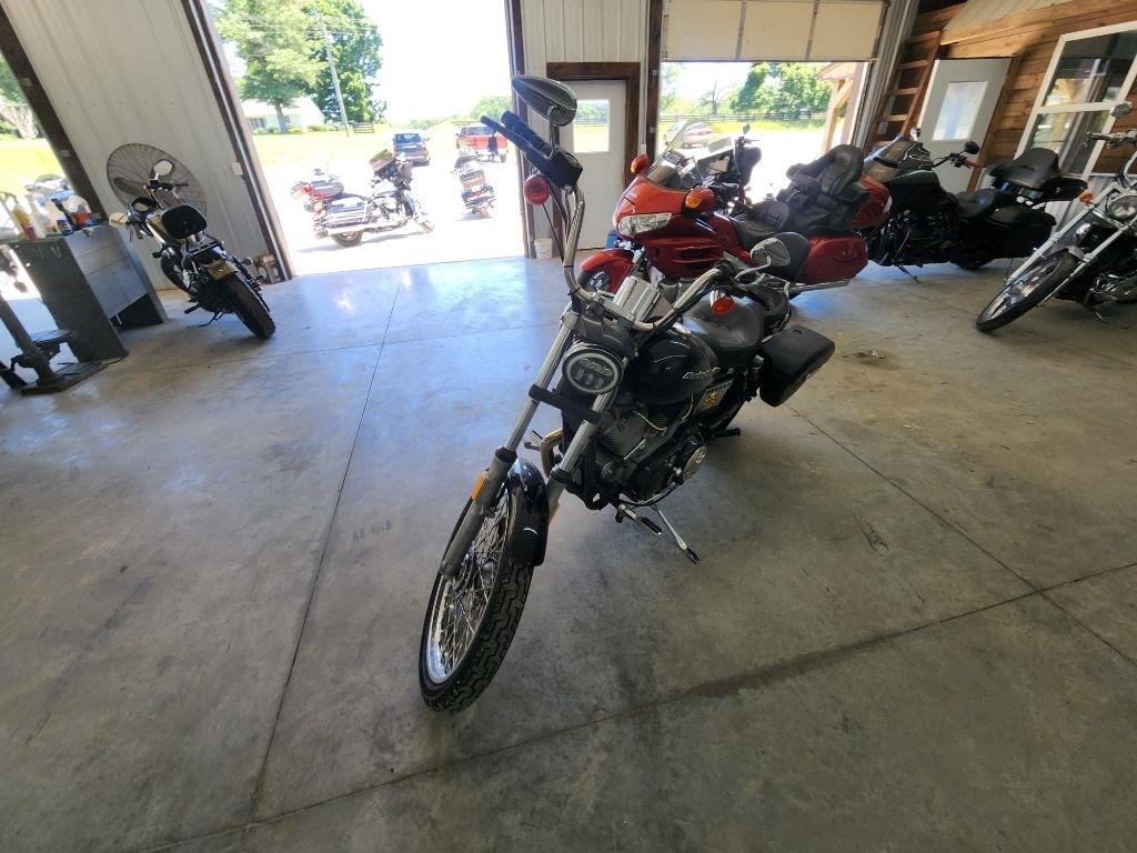 Harley-Davidson XL 883C  2001