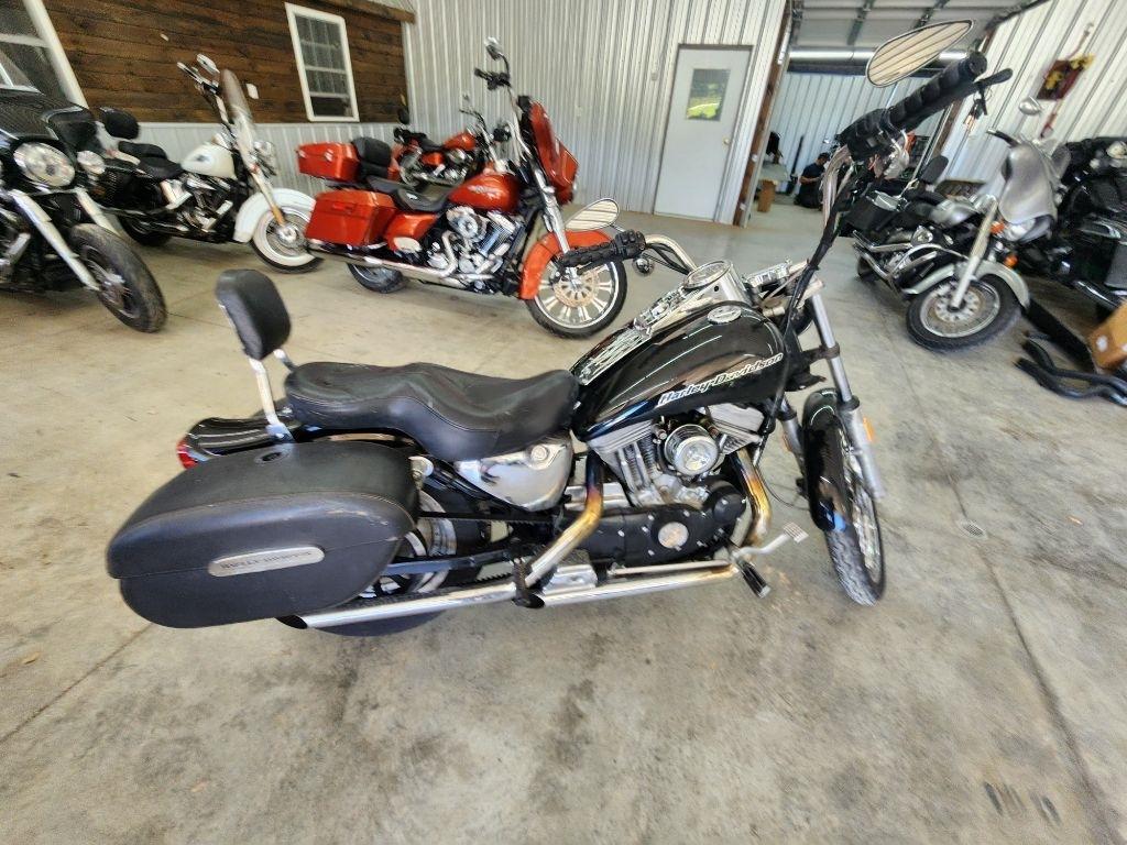 Harley-Davidson XL 883C  2001