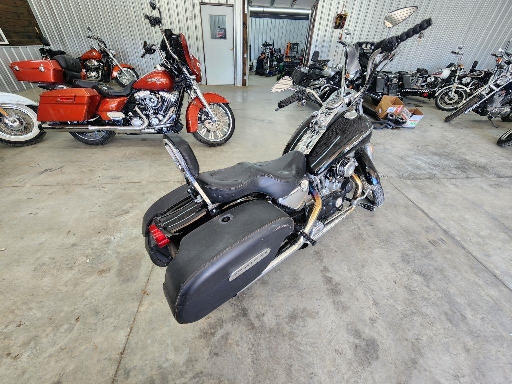 Harley-Davidson XL 883C  2001
