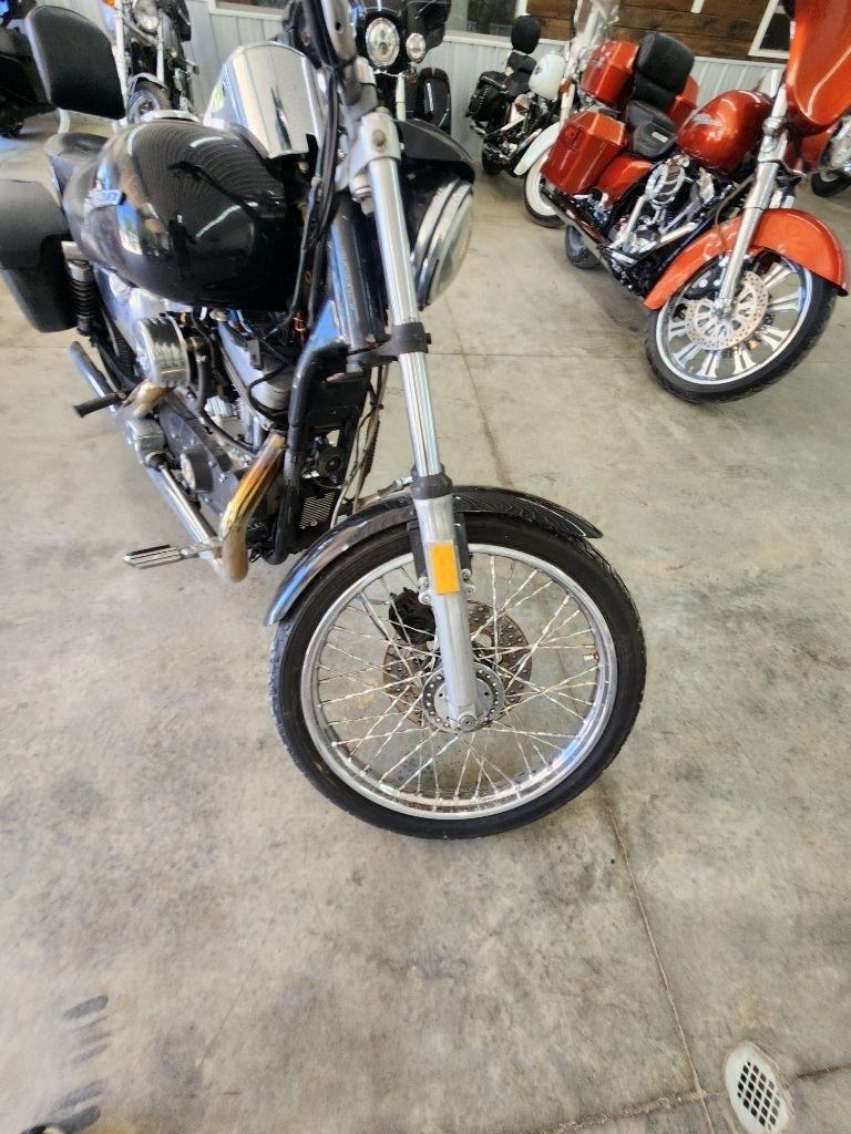 Harley-Davidson XL 883C  2001