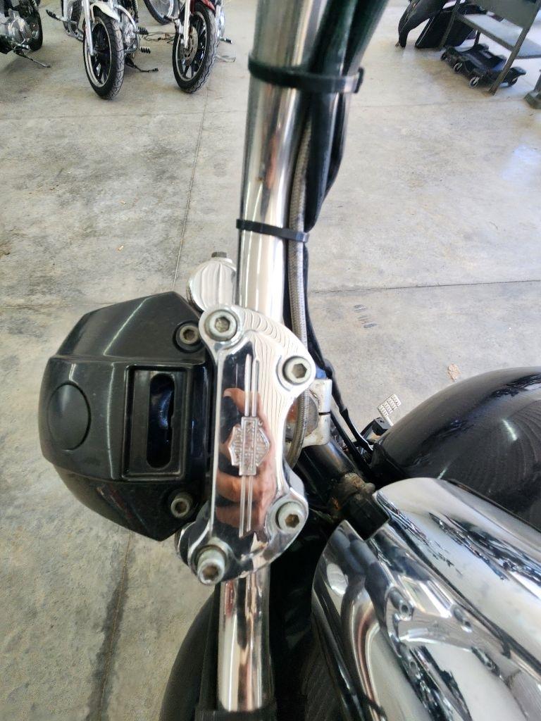 Harley-Davidson XL 883C  2001
