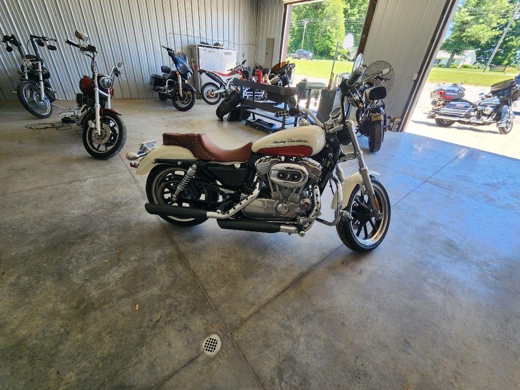 Harley-Davidson XL883L  2011