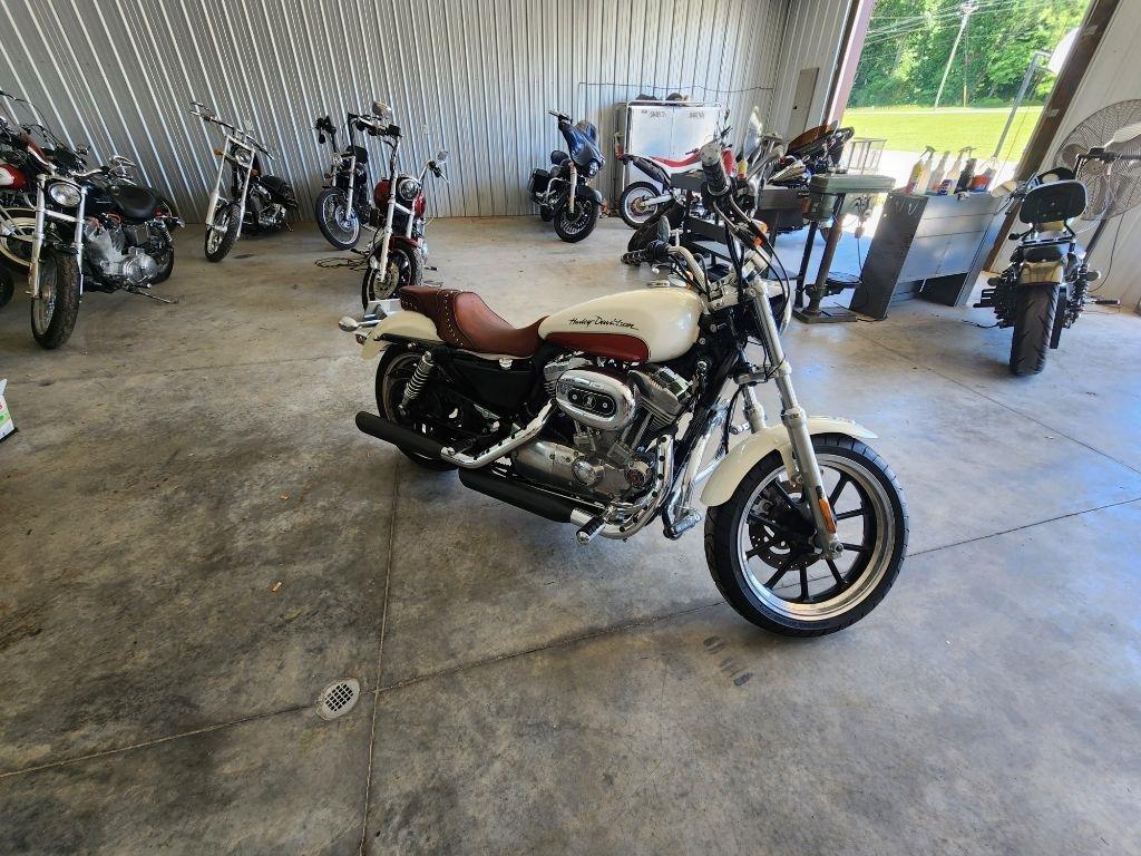 Harley-Davidson XL883L  2011