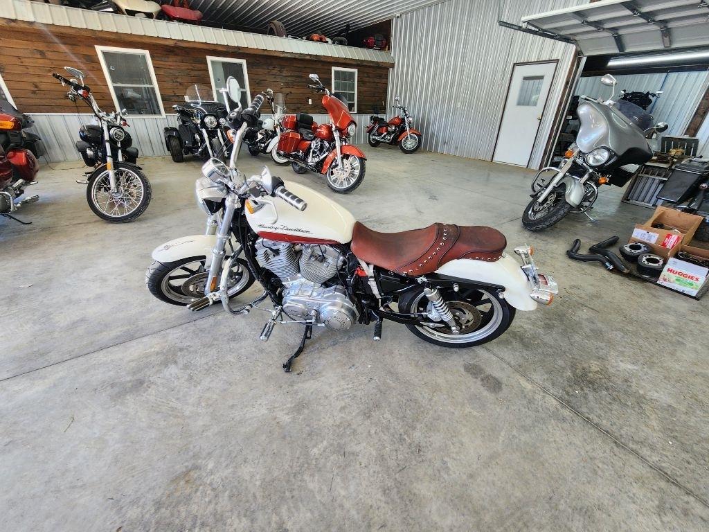 Harley-Davidson XL883L  2011