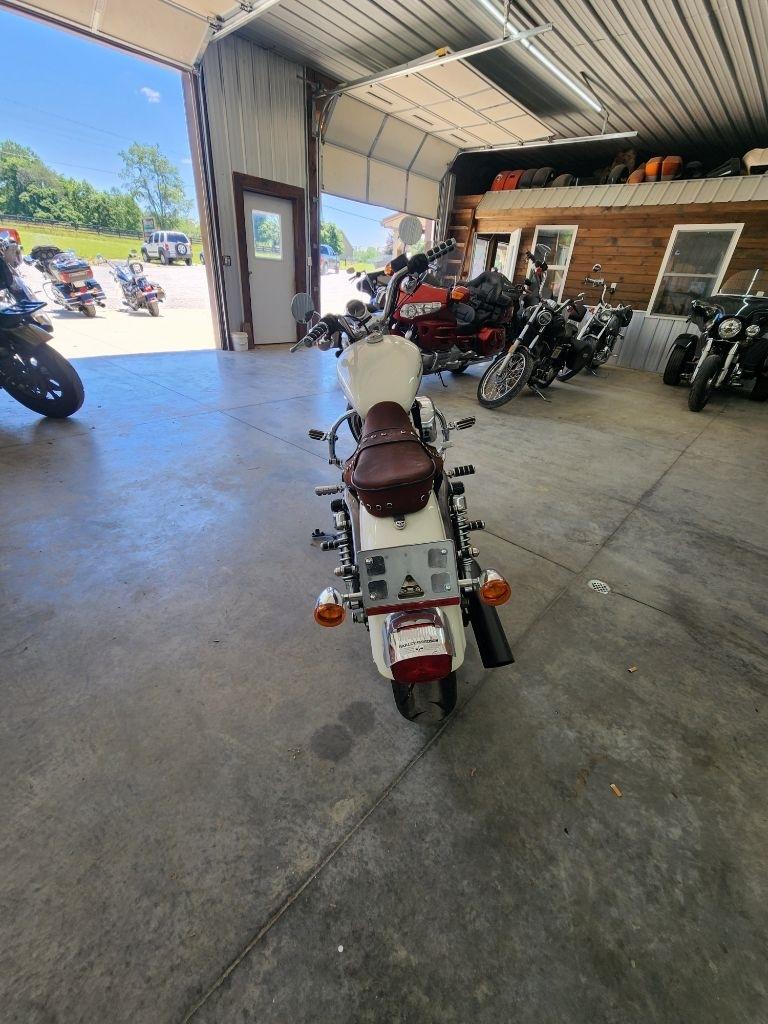 Harley-Davidson XL883L  2011
